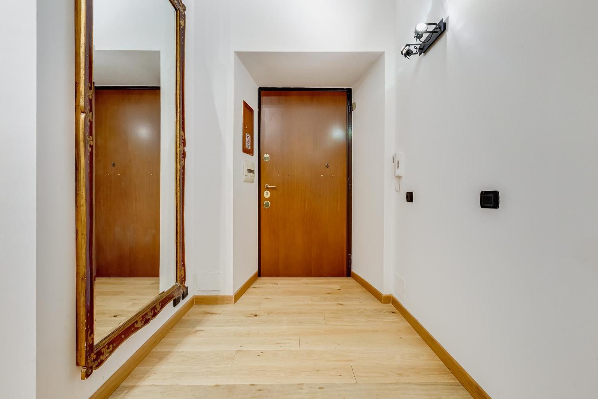 3-bedroom Near Trastevere Station Apartment Rom