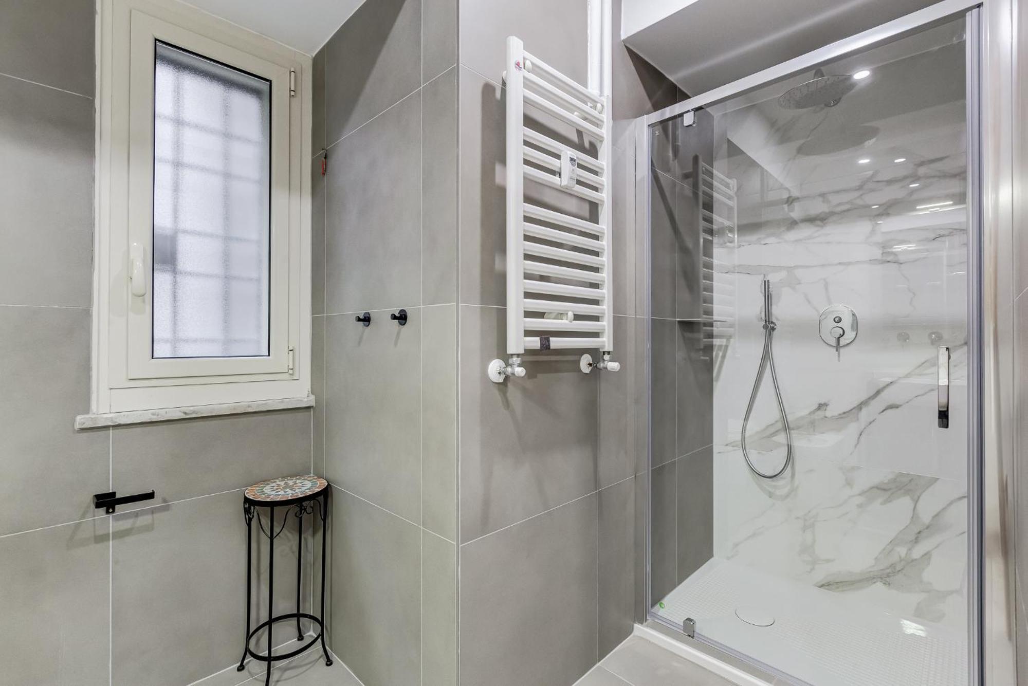 3-bedroom Near Trastevere Station