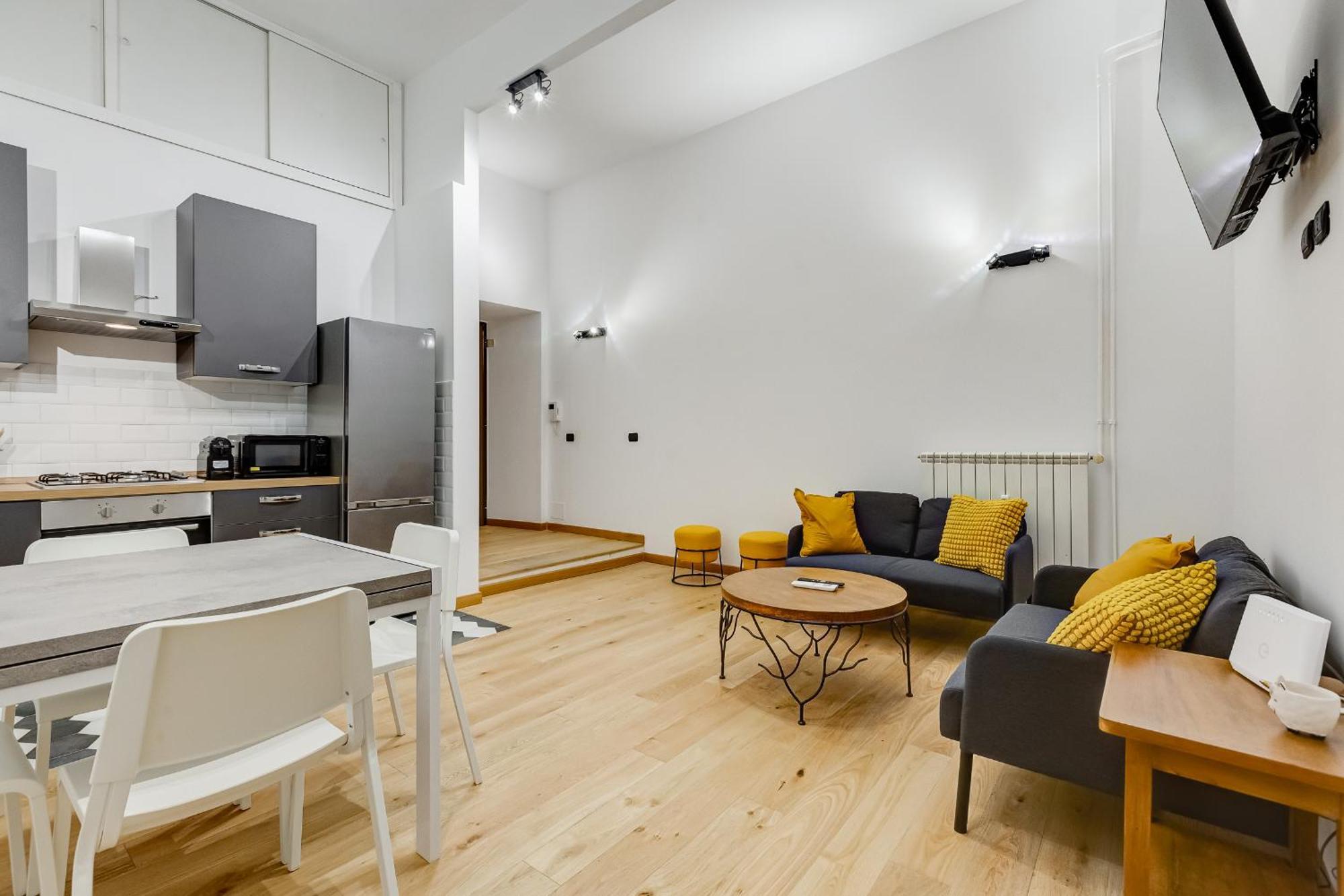 3-bedroom Near Trastevere Station *