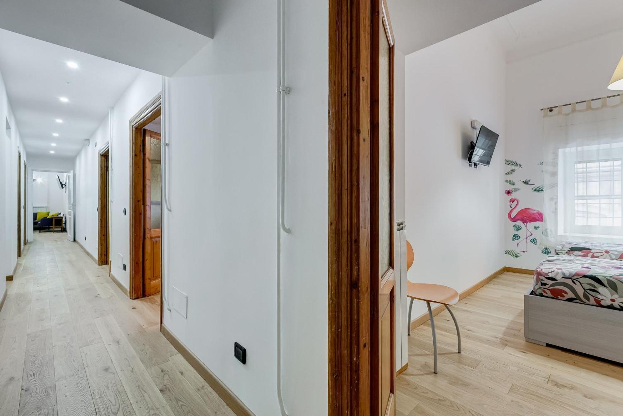 3-bedroom Near Trastevere Station Apartment