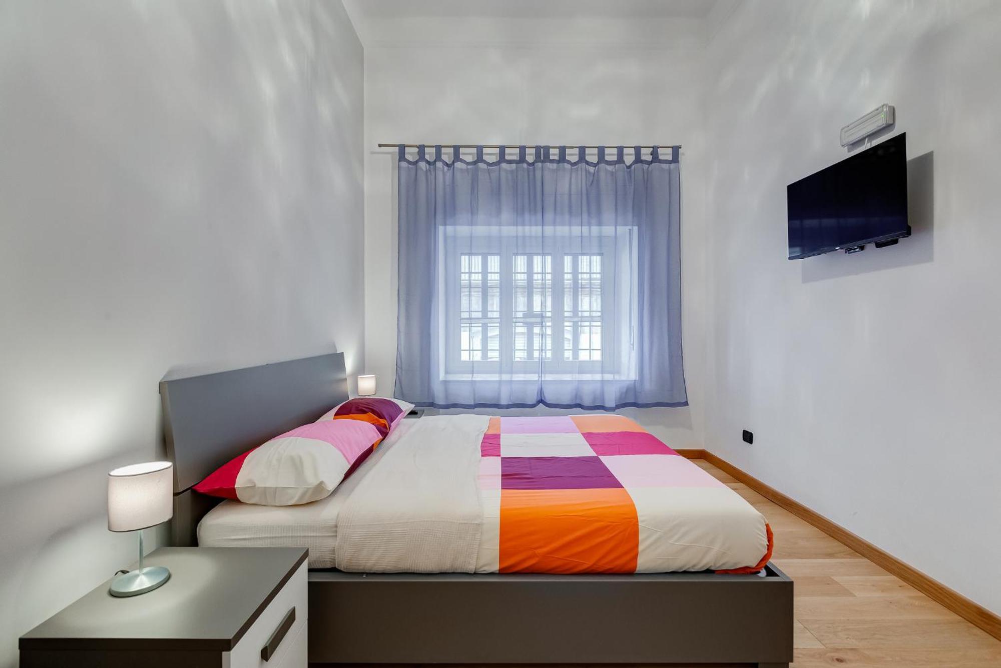 Apartment 3-bedroom Near Trastevere Station Rom